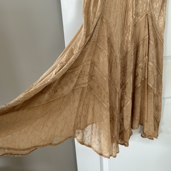 Boho Corset Crochet Golden Tan Embroidered V-Neck Dress w Sheer Insets - Picture 12 of 14